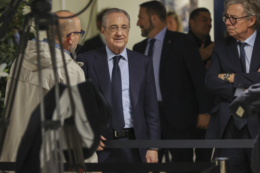 Florentino Pérez no viajó a Liverpool para asistir al funeral de Amancio