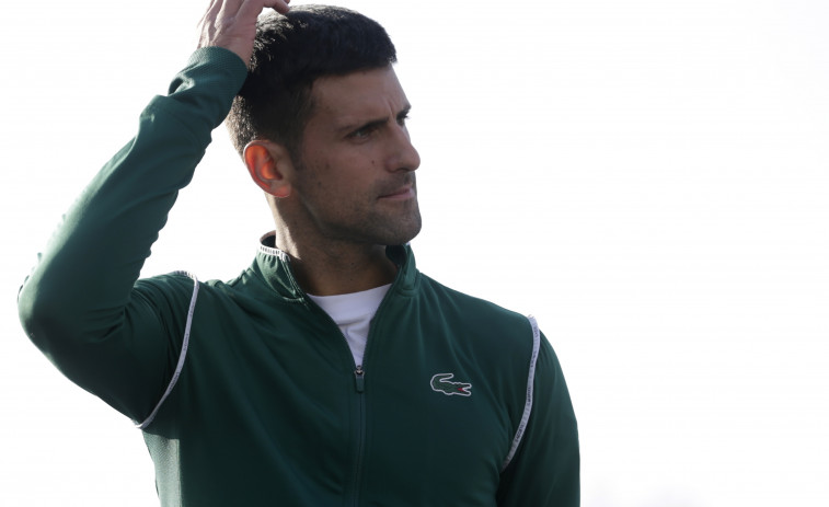 Djokovic se entrena en Montenegro y sobre pista dura a una semana de Wimbledon