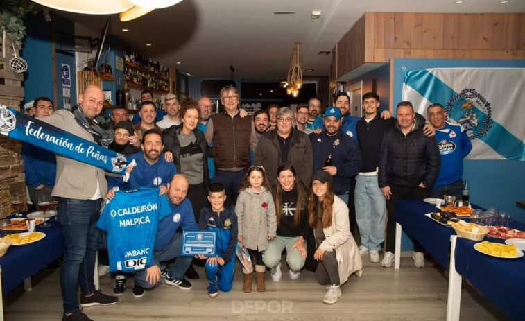 Malpica vibró con el estreno de la peña ‘O Caldeirón’