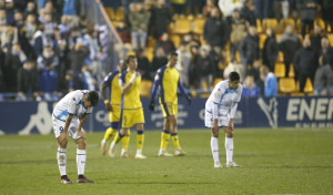 El Alcorcón gana y deja al Depor sin el liderato