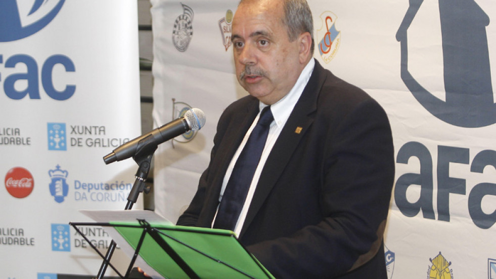 Manuel Vázquez, ¿de los campos a María Pita?