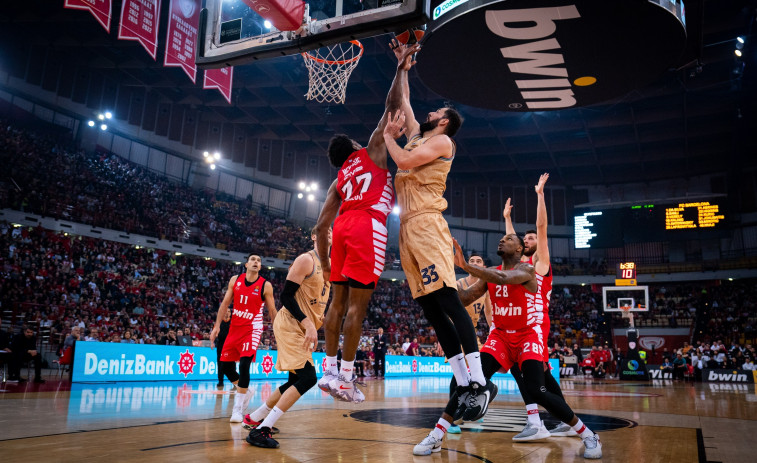 El Barça es sometido por la dureza del Olympiacos