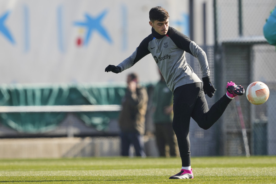 Pedri vuelve a entrenarse y puede ser la gran novedad para el Clásico