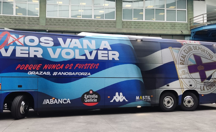 El Depor dedica el bus a la afición y... genera controversia