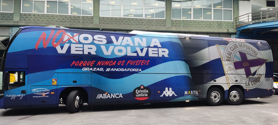 El Depor dedica el bus a la afición y... genera controversia