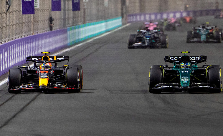Alonso acaba tercero y Pérez lidera otro 'doblete' de Red Bull