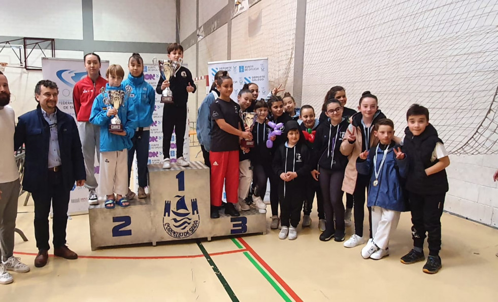 Lluvia de medallas para el Han’s de Betanzos