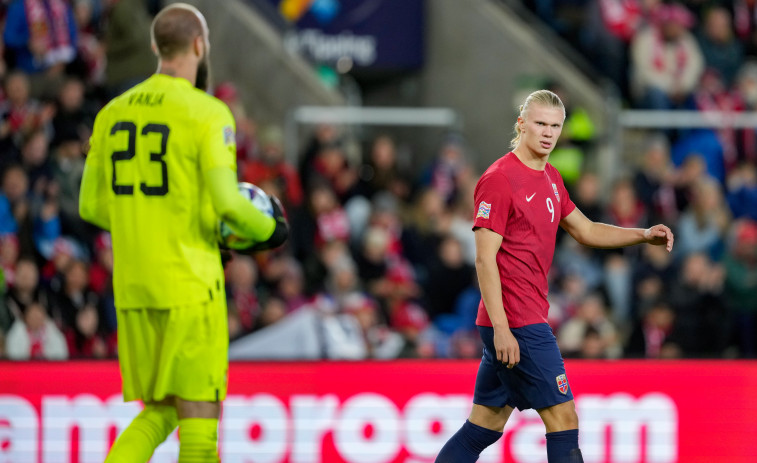 Haaland abandona concentración noruega por lesión y no jugará contra España