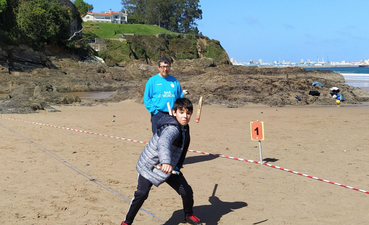 O Campo da Feira foi o mellor equipo na area da praia de Bastiagueiro