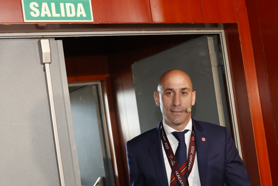 La AFE pide la inmediata inhabilitación de Luis Rubiales