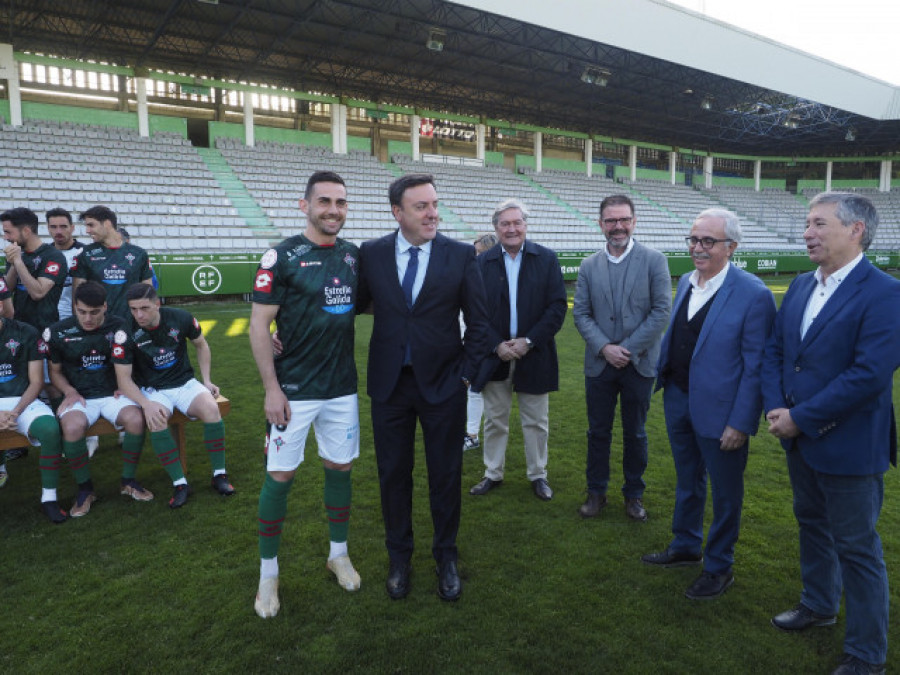 El fondo norte de A Malata abrirá para el derbi ante el Deportivo