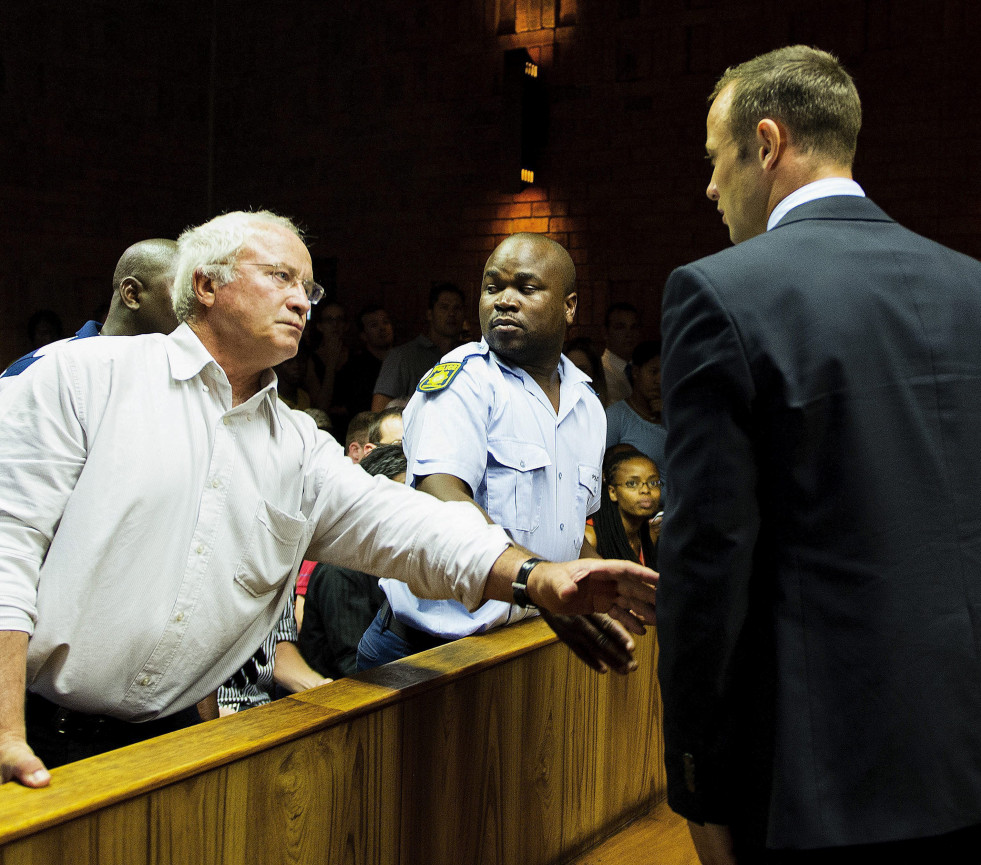 Los padres de la novia de Pistorius se oponen a su libertad condicional