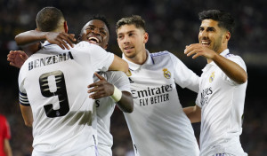 El Real Madrid pasa a la final de Copa con una goleada en el Camp Nou (0-4)