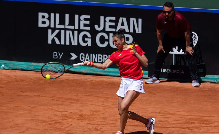 España tiene pie y medio en la fase final de la Billie Jean King Cup