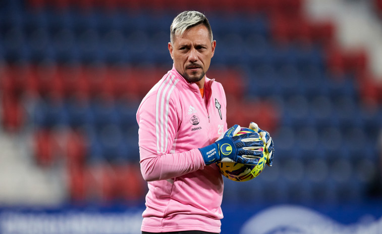 El brasileño Diego Alves rescinde su contrato con el Celta Vigo