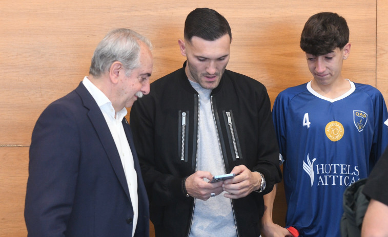 Lucas Pérez y Couceiro, en el homenaje a Pablo Aguirregaribia