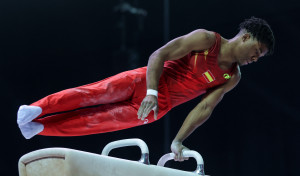 Diallo, bronce en paralelas, Abad, cuarto en paralelas, y Laura Casabuena, sexta en suelo en los Europeos