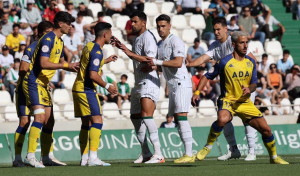 El Alcorcón empata en Córdoba (1-1) y mantiene el primer puesto