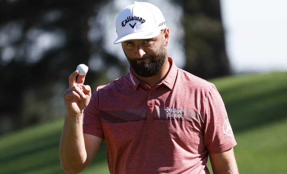 Jon Rahm sigue lejos de la cabeza en el Abierto de EE.UU. con par en la tercera ronda