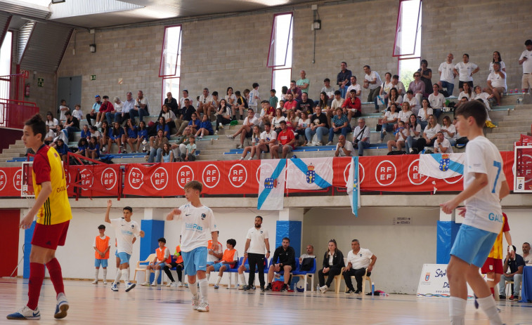 Galicia supera por primera vez 18.000 licencias de fútbol sala