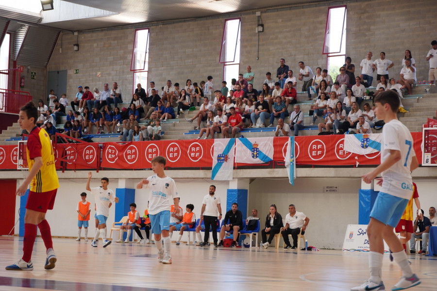 Galicia supera por primera vez 18.000 licencias de fútbol sala