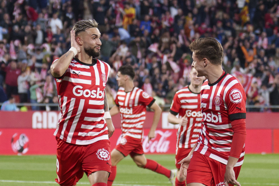 Castellanos derrota al Real Madrid con un póker histórico