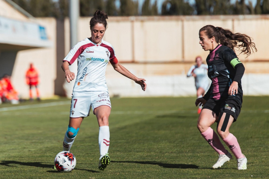 Mati Martínez, galardonada con el premio 'One Club Woman' del Athletic