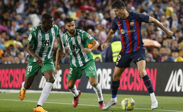 El Barcelona acumula una sequía de dos años sin un gol de falta directa