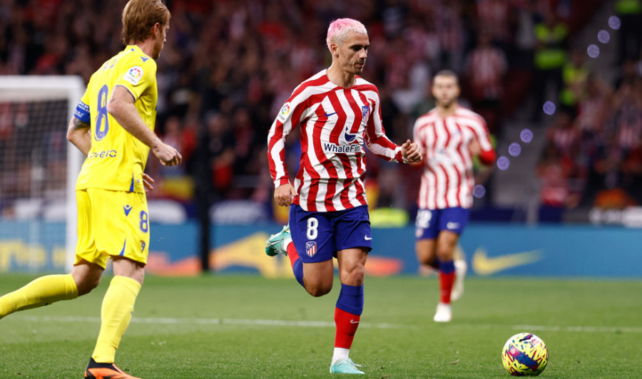 Griezmann y el Atlético sobrepasan al Madrid (5-1)