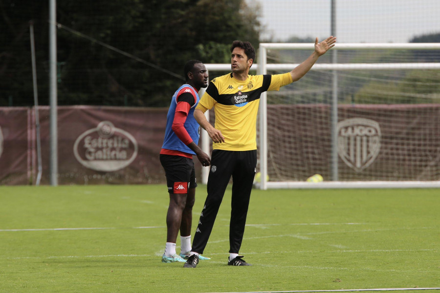 Íñigo Vélez, el técnico del Lugo al que más se le resiste el primer triunfo