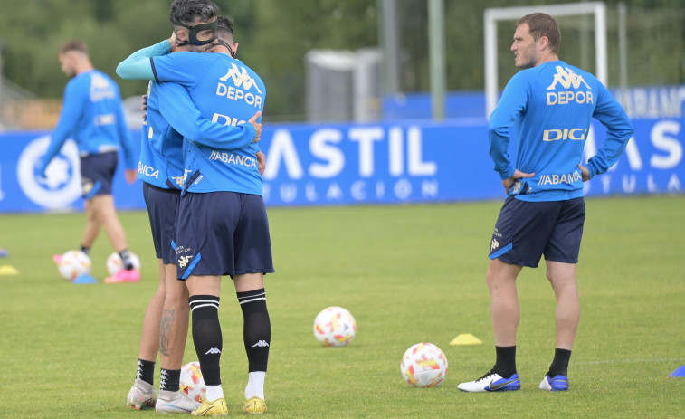 Lucas Pérez regresa  al trabajo; Diego Villares, única baja