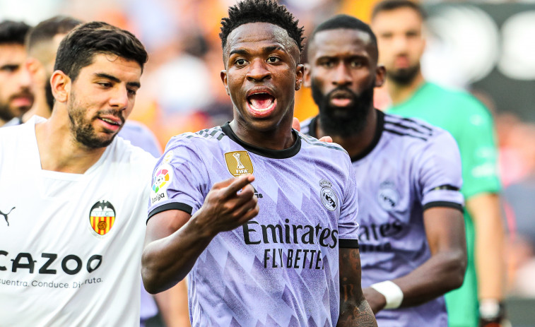 El Real Madrid denuncia ante la Fiscalía los insultos a Vinícius