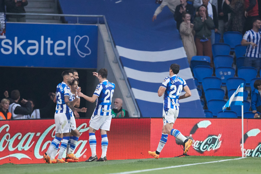 La Real acaricia la Champions tras derrotar al Almería con un gol de Kubo