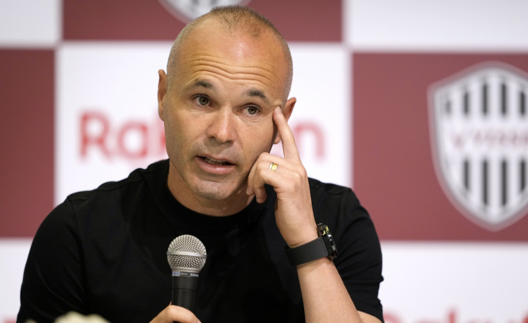 Iniesta busca un último destino para su carrera sin perder de vista al Barça