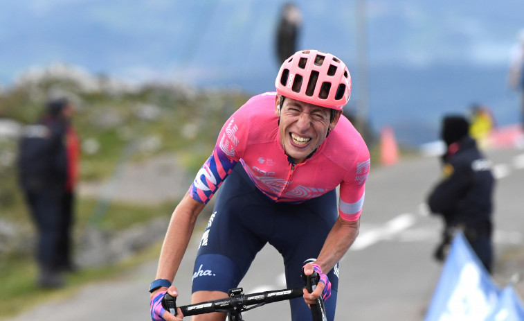 Hugh Carthy, enfermo, no tomará la salida en la etapa reina del Giro
