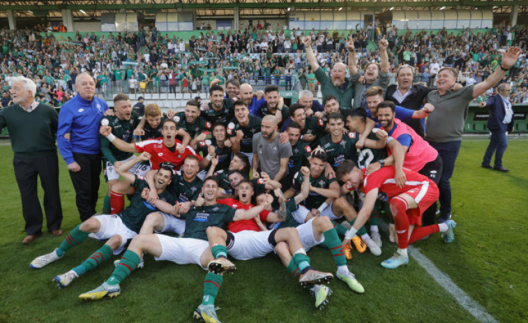 El Racing de Ferrol asciende a Segunda División 15 años después