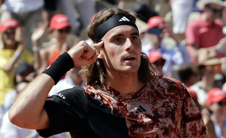 Tsitsipas, obligado a sudar contra el checho Vesely