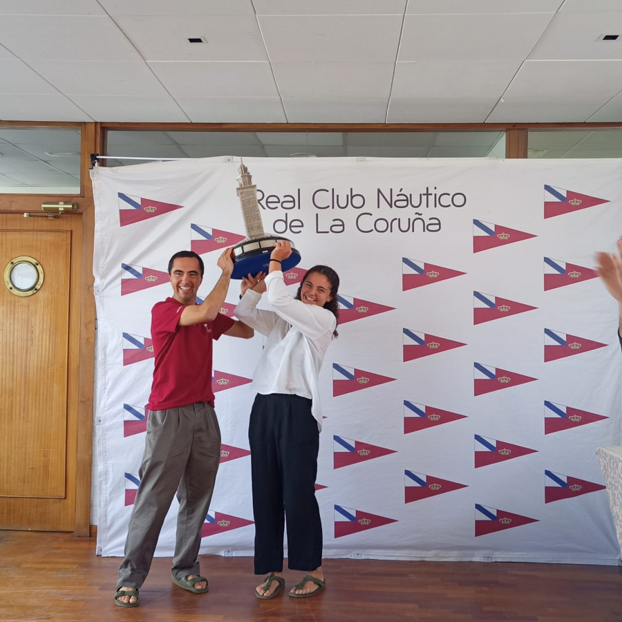 Jorge y Marta Tábara arrasan en el 50º Trofeo Ciudad de La Coruña de Snipe