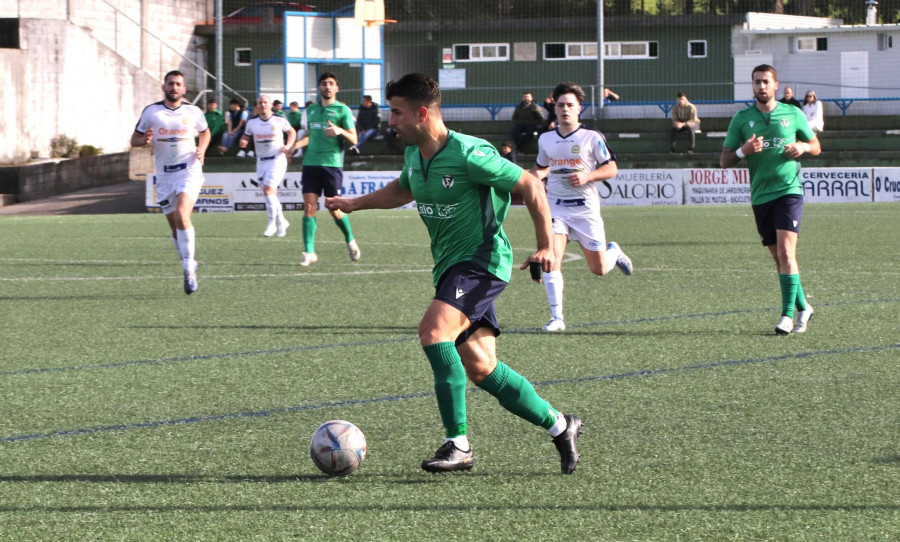 ¡Locura en Fisterra! Denis marca ocho goles y termina pichichi