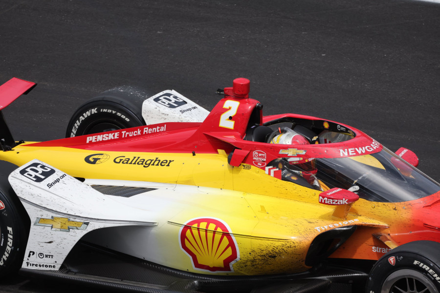 Newgarden gana la Indy 500 en un final caótico con Palou cuarto