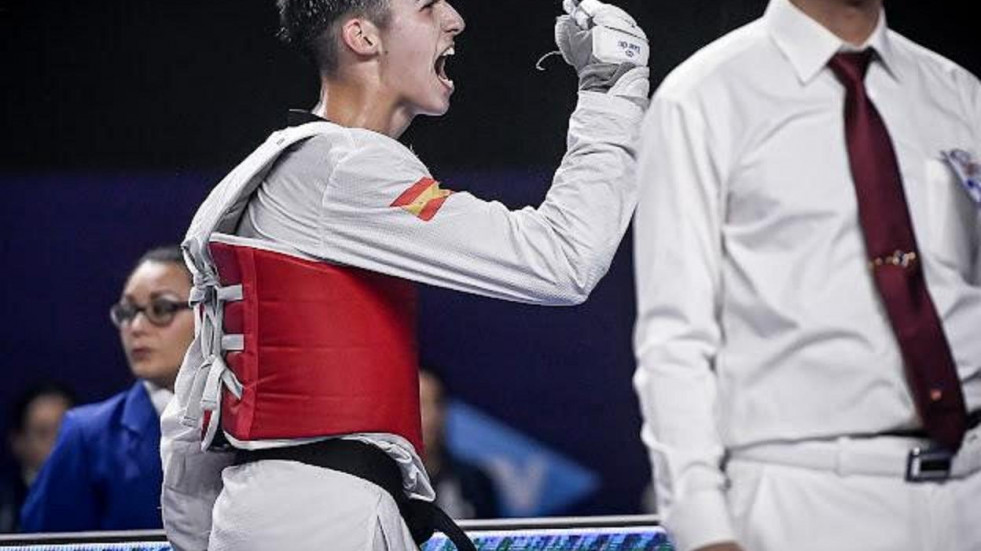 Adrián Vicente logra la primera medalla española en Bakú