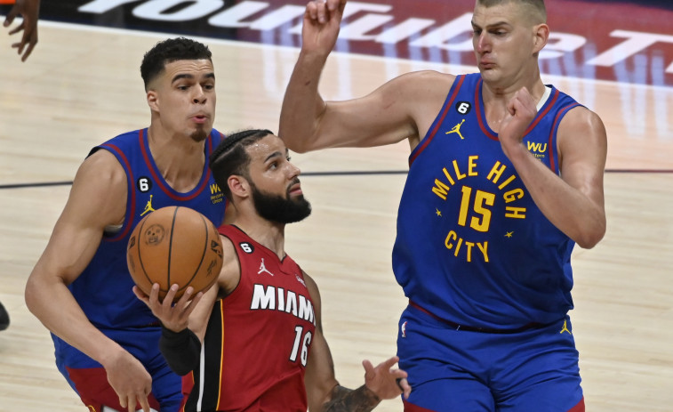 Los Nuggets de Jokic se anotan el primer punto