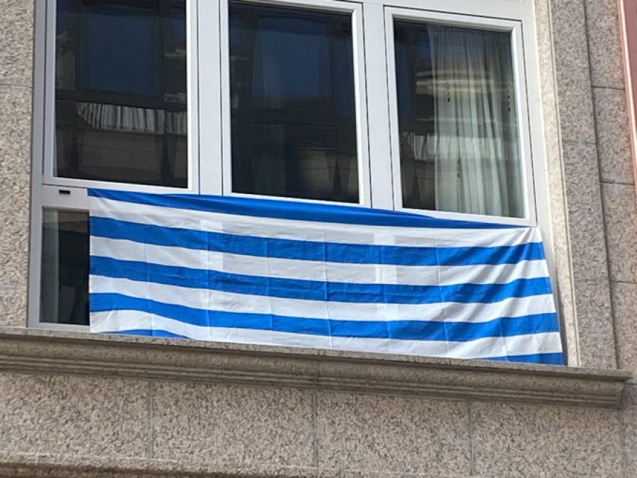 Los colores blanquiazules toman las calles coruñesas