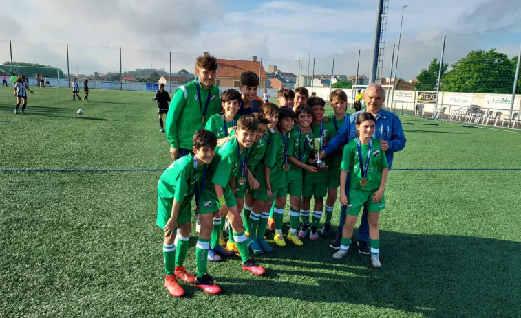 El alevín B del Ural, campeón de la copa A Coruña-Mariñas