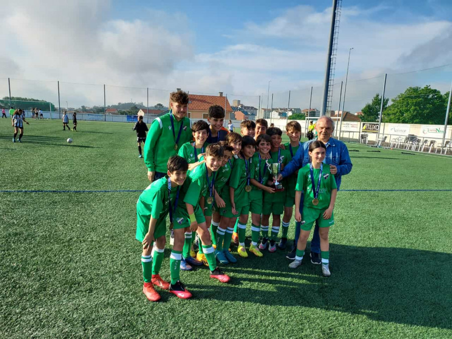 El alevín B del Ural, campeón de la copa A Coruña-Mariñas