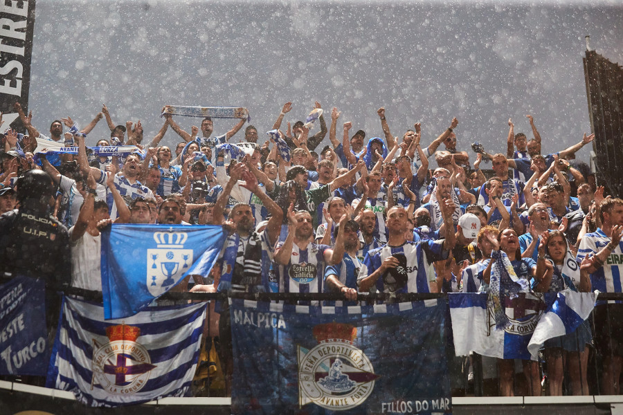 La masa social del Depor ya pide los carnés de la 23-24