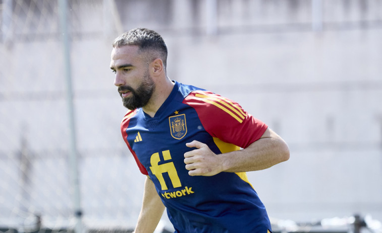 Carvajal aguarda que el seleccionador De la Fuente salga reforzado
