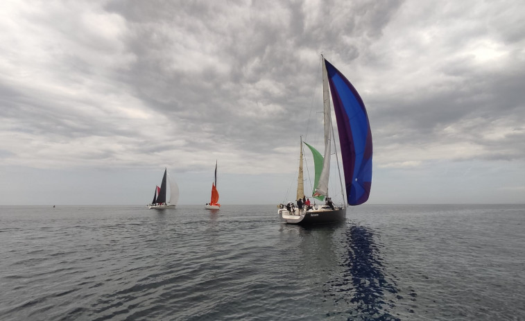 El Lambaix gana la Regata Illas Sisargas