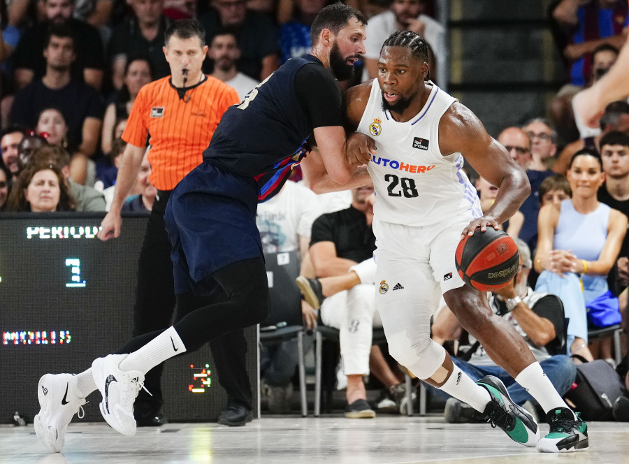 El Barça impone de inicio la fuerza del colectivo  (97-88)