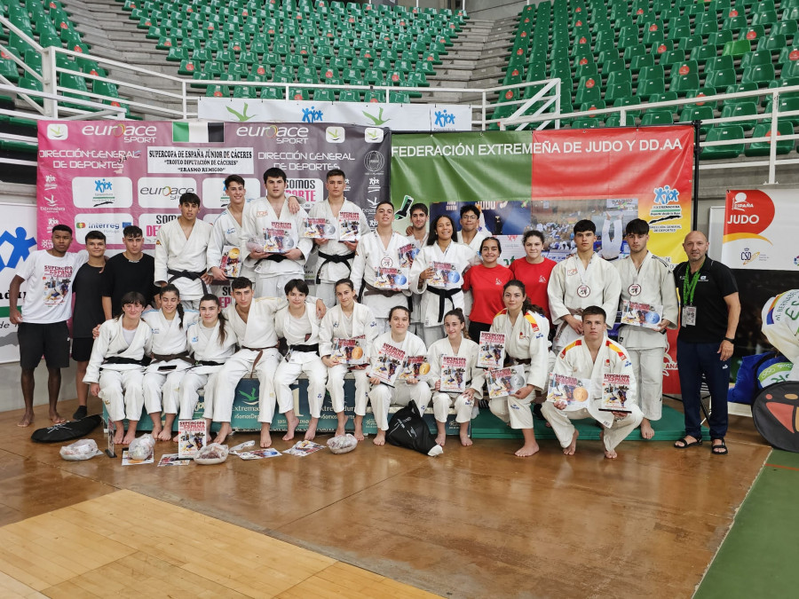 A Coruña suma cuatro de las doce medallas gallegas en la Supercopa de España júnior